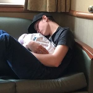 Meet your Posher, Zachariah